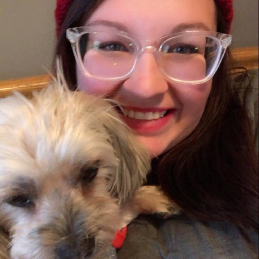 Meet your Posher, Cassandra